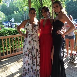 All black faviana dress from 2017